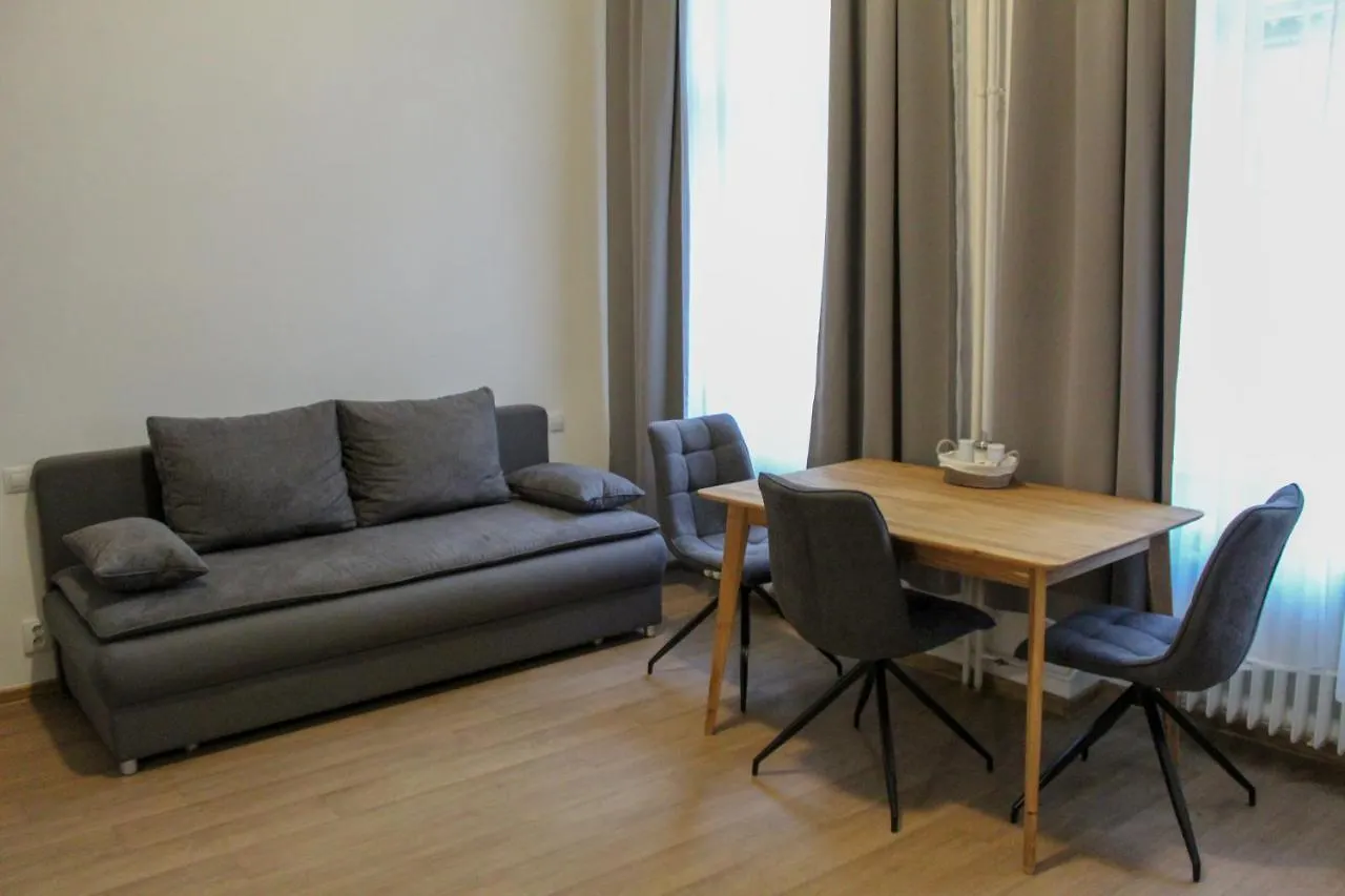 Ferienwohnung Happy Days Sokolska Prag Apartment